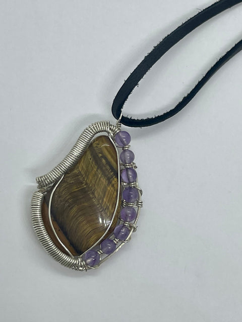 Tigers Eye & 8 Amethysts in Silver plated